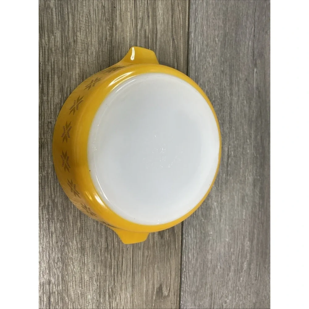 Pyrex Casserole Dish Unisex 1 Pint Yellow Excellent Town and Country 471 Oval